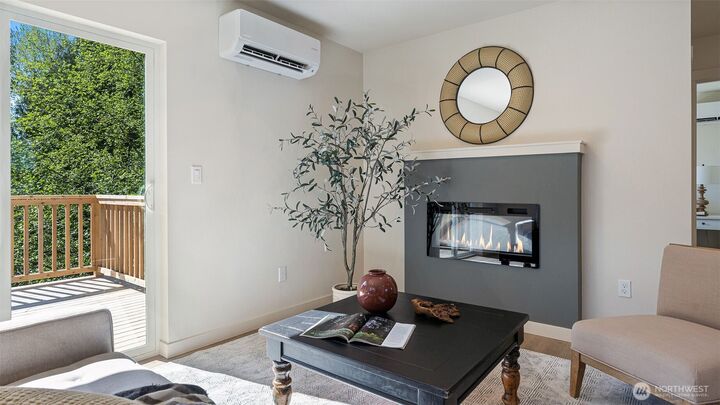 Property Photo: 10811 Holly Drive C WA 98204