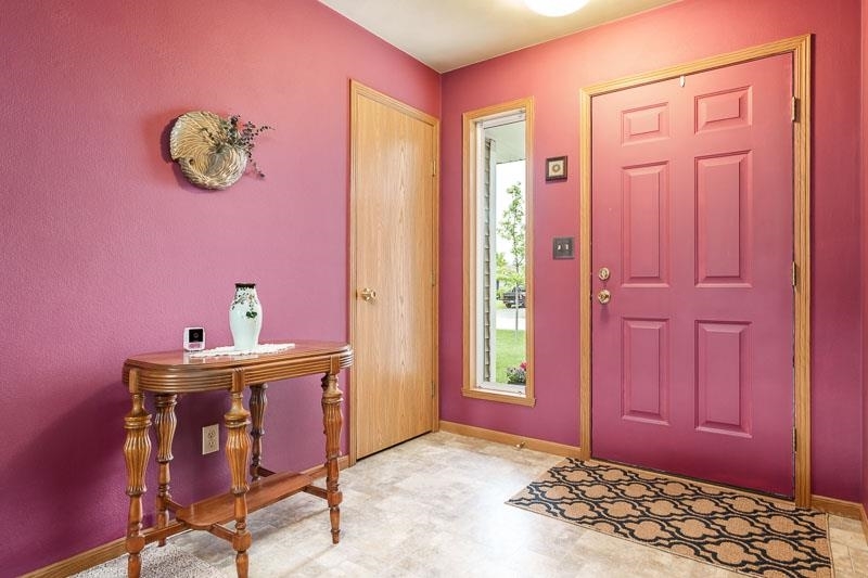 Property Photo: 14836 Hunters Way IL 61080