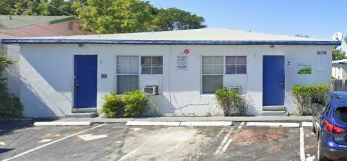 Property Photo: 809 20th Street 6 FL 33407