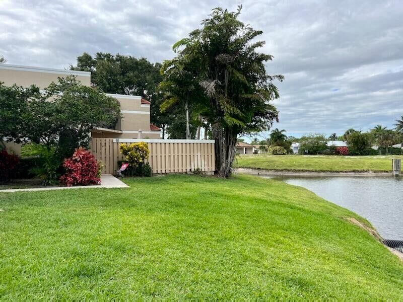 Property Photo:  4175 Village Drive C  FL 33445 