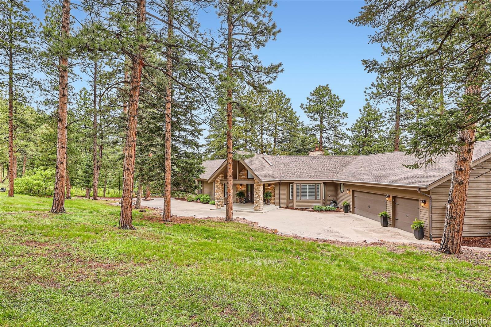 Property Photo: 4856 Cheyenne Drive CO 80118