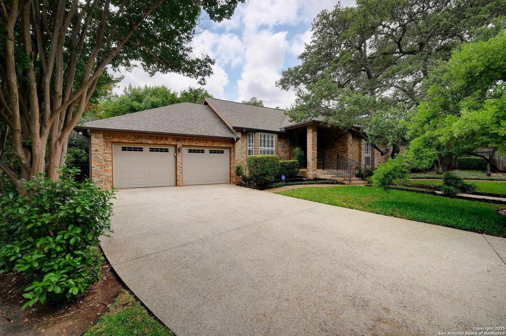 Property Photo: 15607 Rose Crst TX 78248