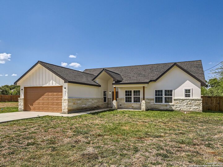Property Photo:  8501 Utopia Blvd  TX 78154 