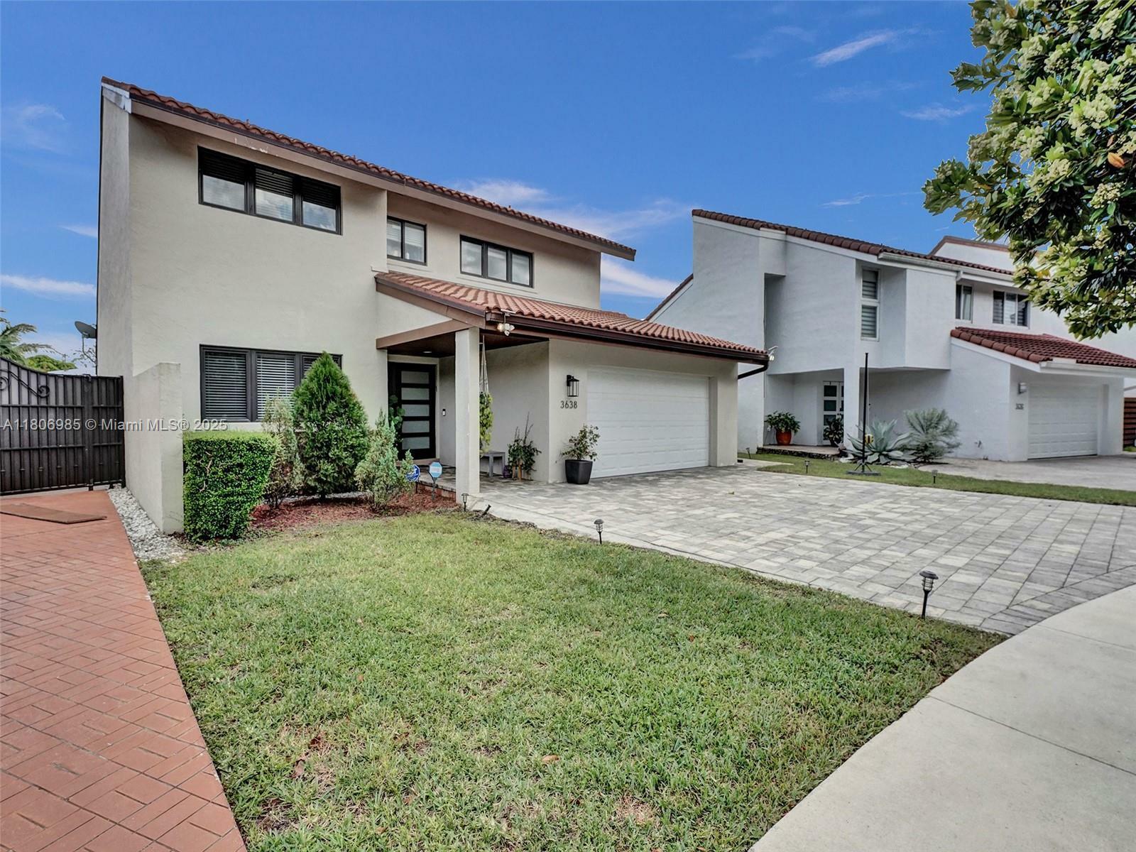Property Photo: 3638 SW 57th Ave FL 33155
