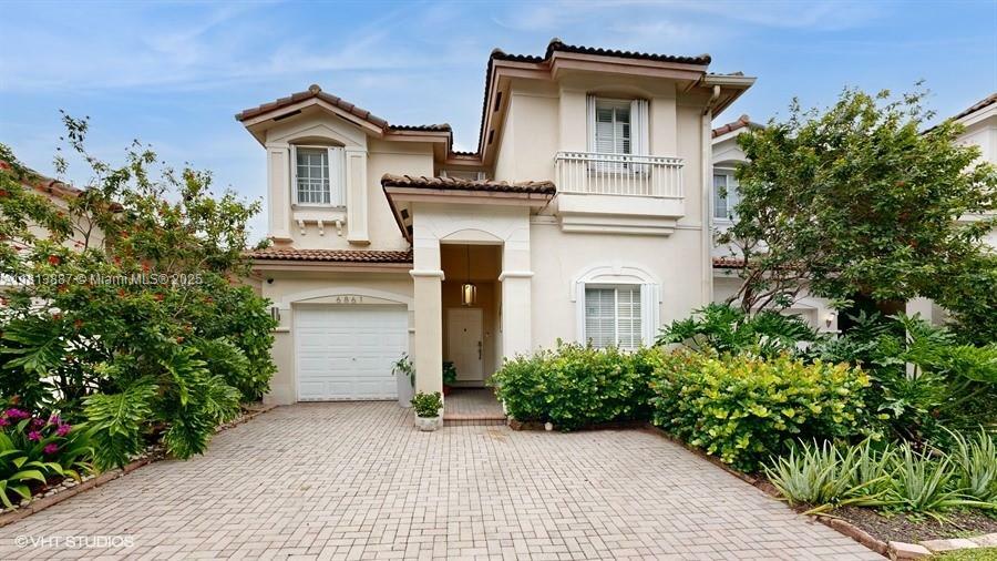 Property Photo: 6861 NW 107th Ct 6861 FL 33178