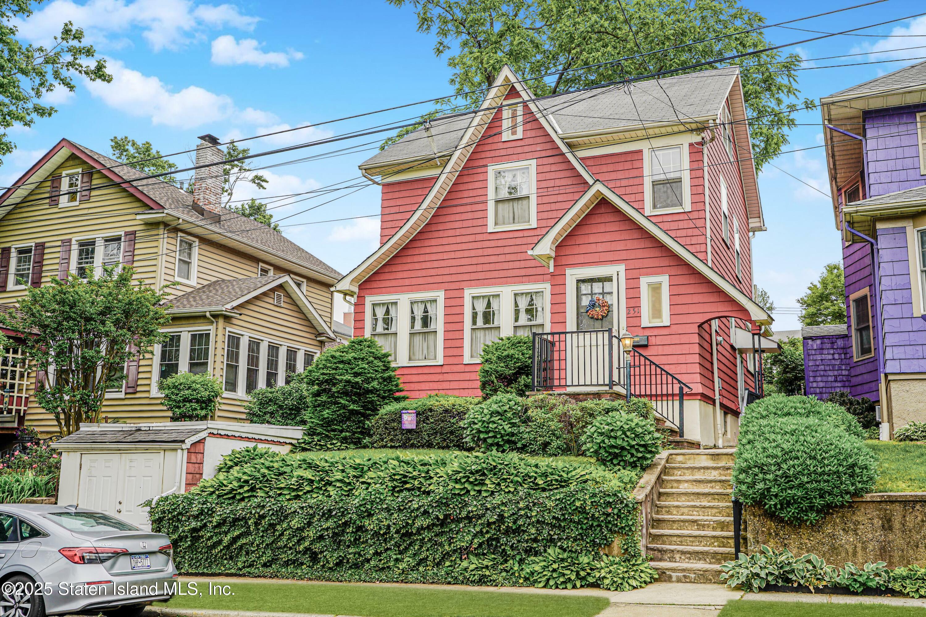 Property Photo:  251 St. John Avenue  NY 10314 