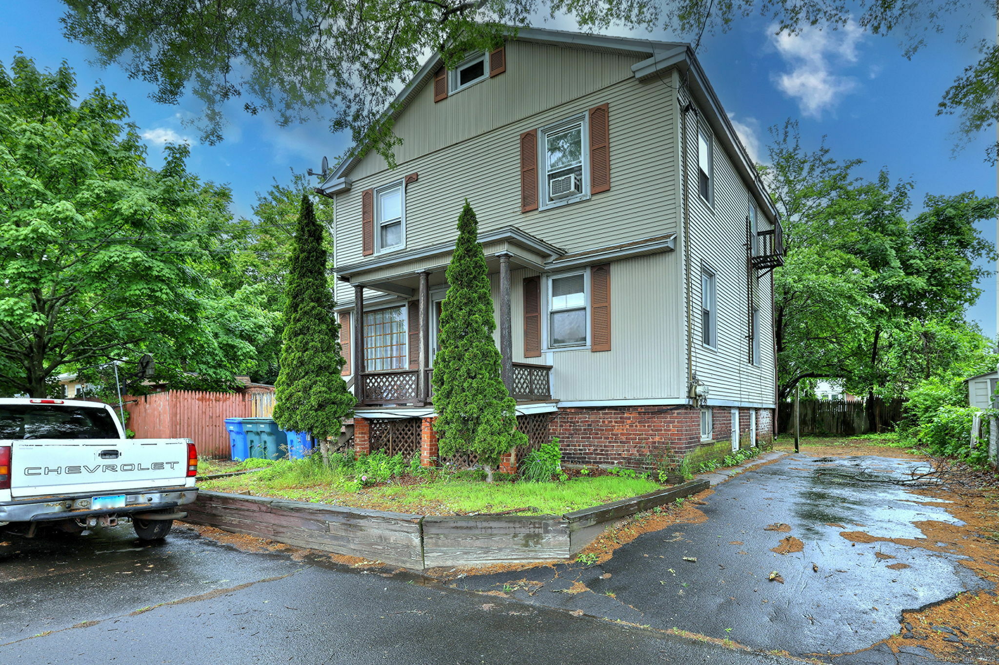 Property Photo: 30 Atlas Street CT 06517