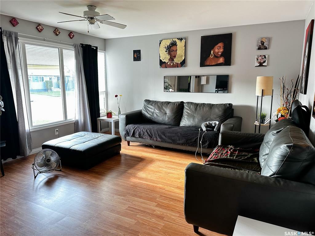 Property Photo: 2110 101st Crescent SK S9A 1C3