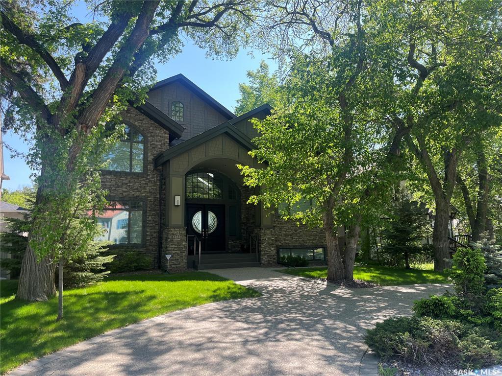 Property Photo: 2727 McCallum Avenue SK S4S 0P8