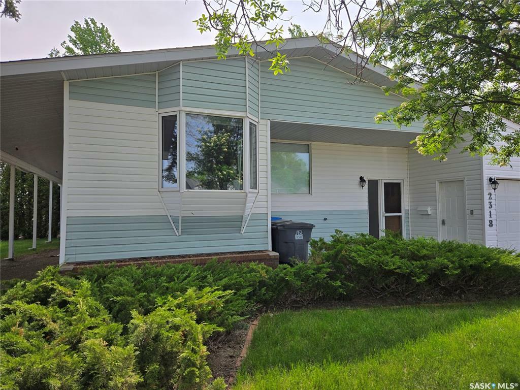 Property Photo:  2318 Victory Road  SK S4A 1Y4 