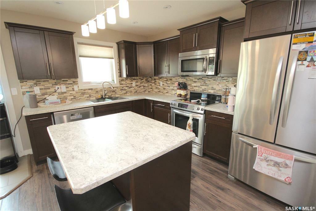 Property Photo:  127 5th Avenue N  SK S3N 0Z3 