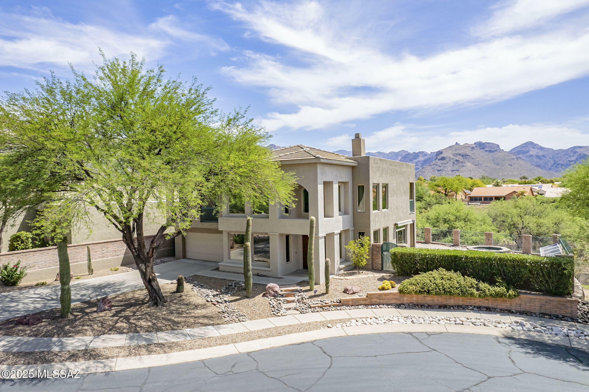 Property Photo:  5295 N Sunset Shadows Place  AZ 85750 
