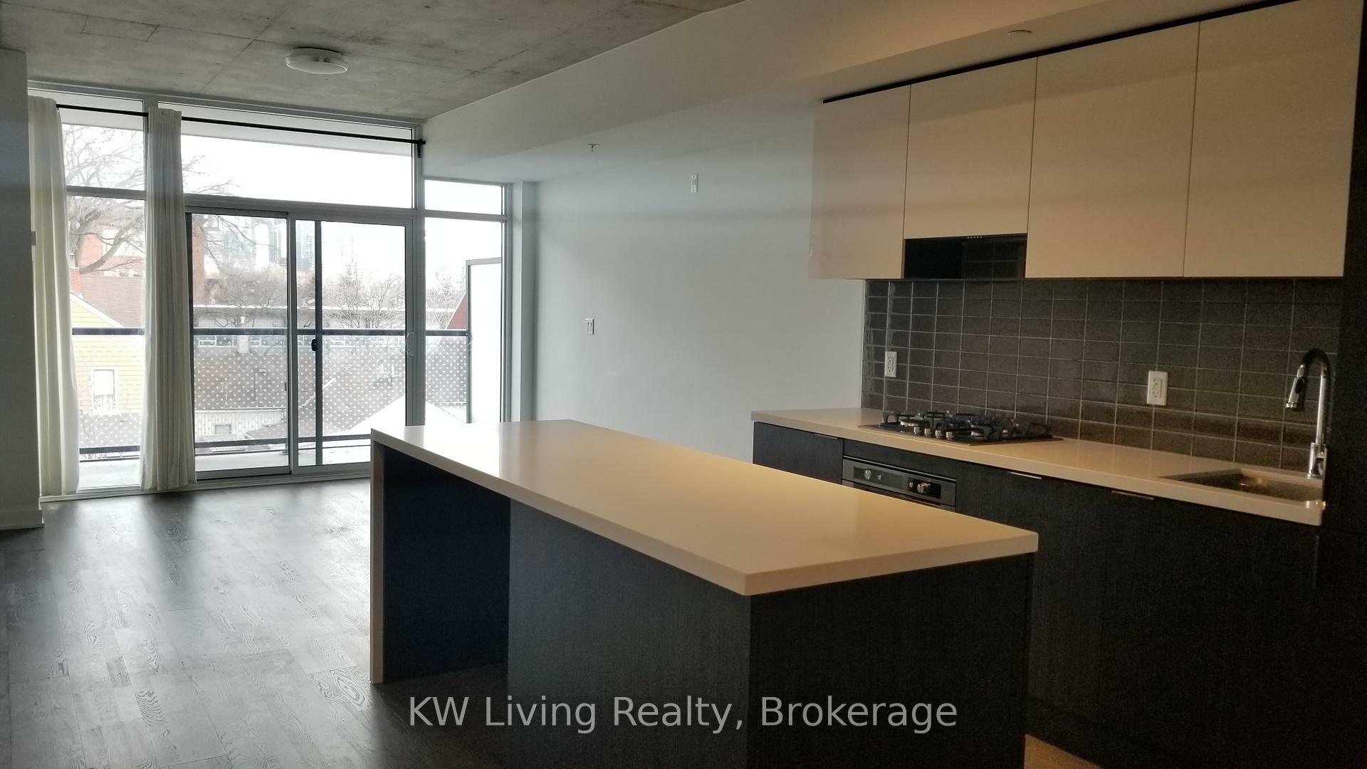 Property Photo: 109 Ossington Avenue 321 ON M6J 0G1