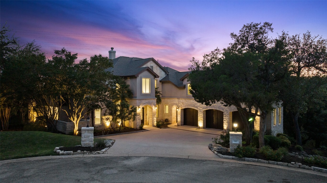 Property Photo: 512 Newhall Cove TX 78746