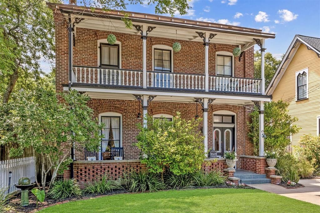 Property Photo:  23 7th Street  FL 32034 