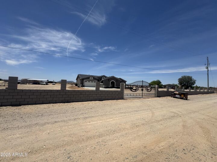 Property Photo: 2504 S 347th Avenue AZ 85354