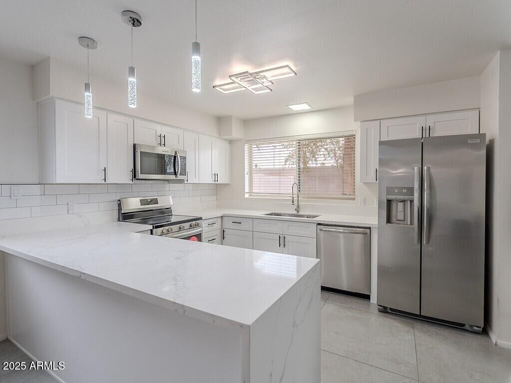 Property Photo: 5817 S Siesta Lane AZ 85283