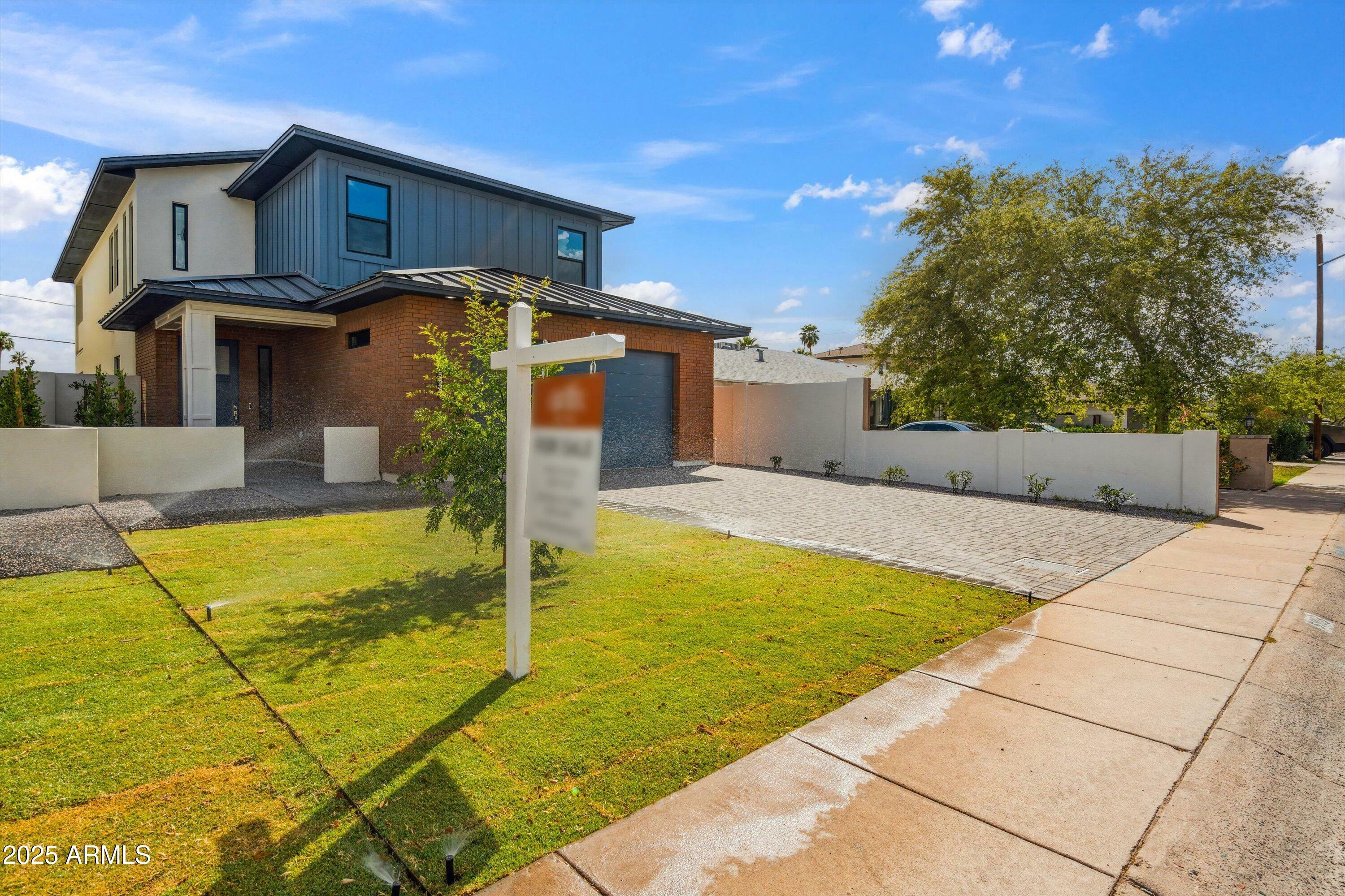 5533 E Earll Drive  Phoenix AZ 85018 photo
