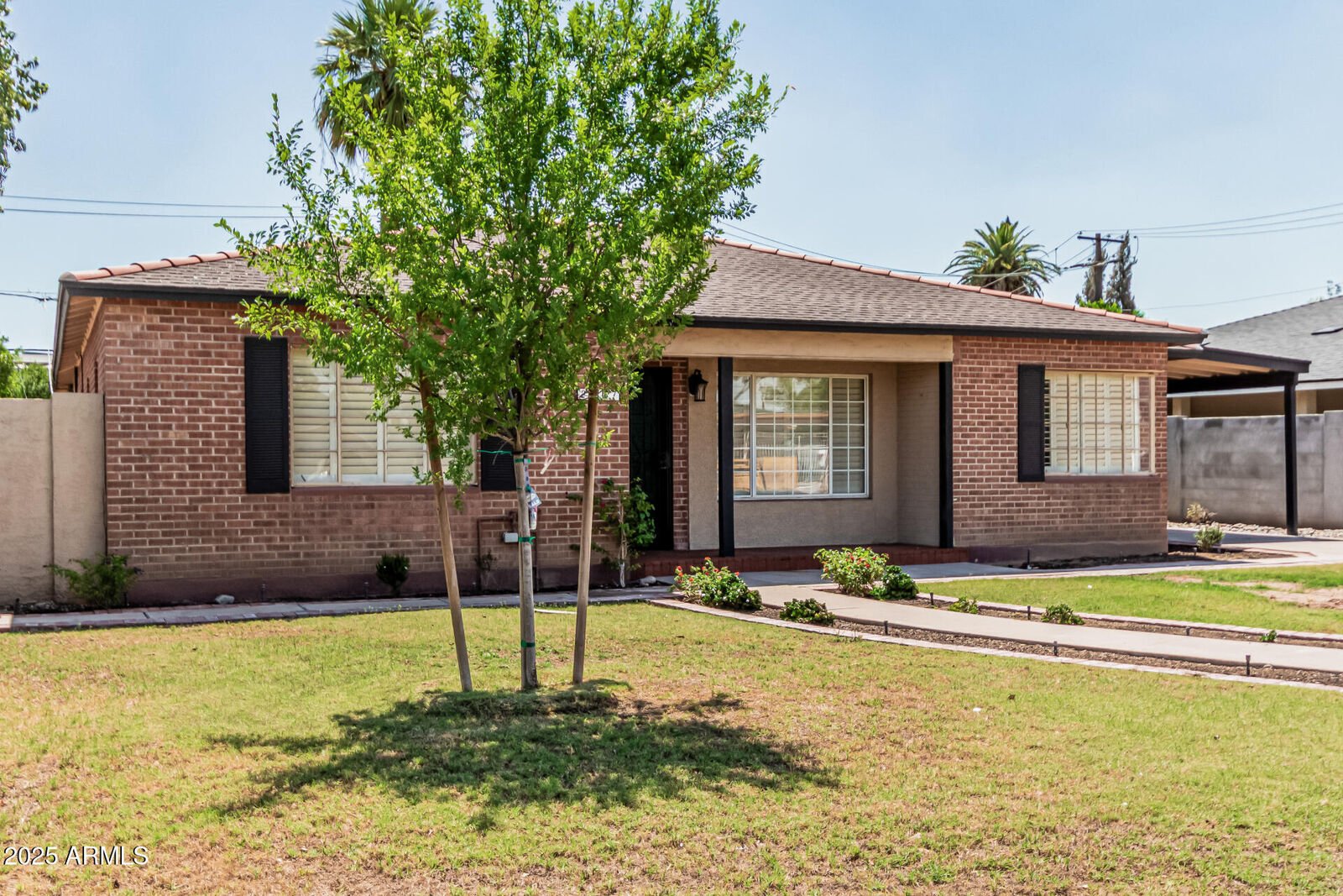 Property Photo: 2807 N 8th Avenue AZ 85007