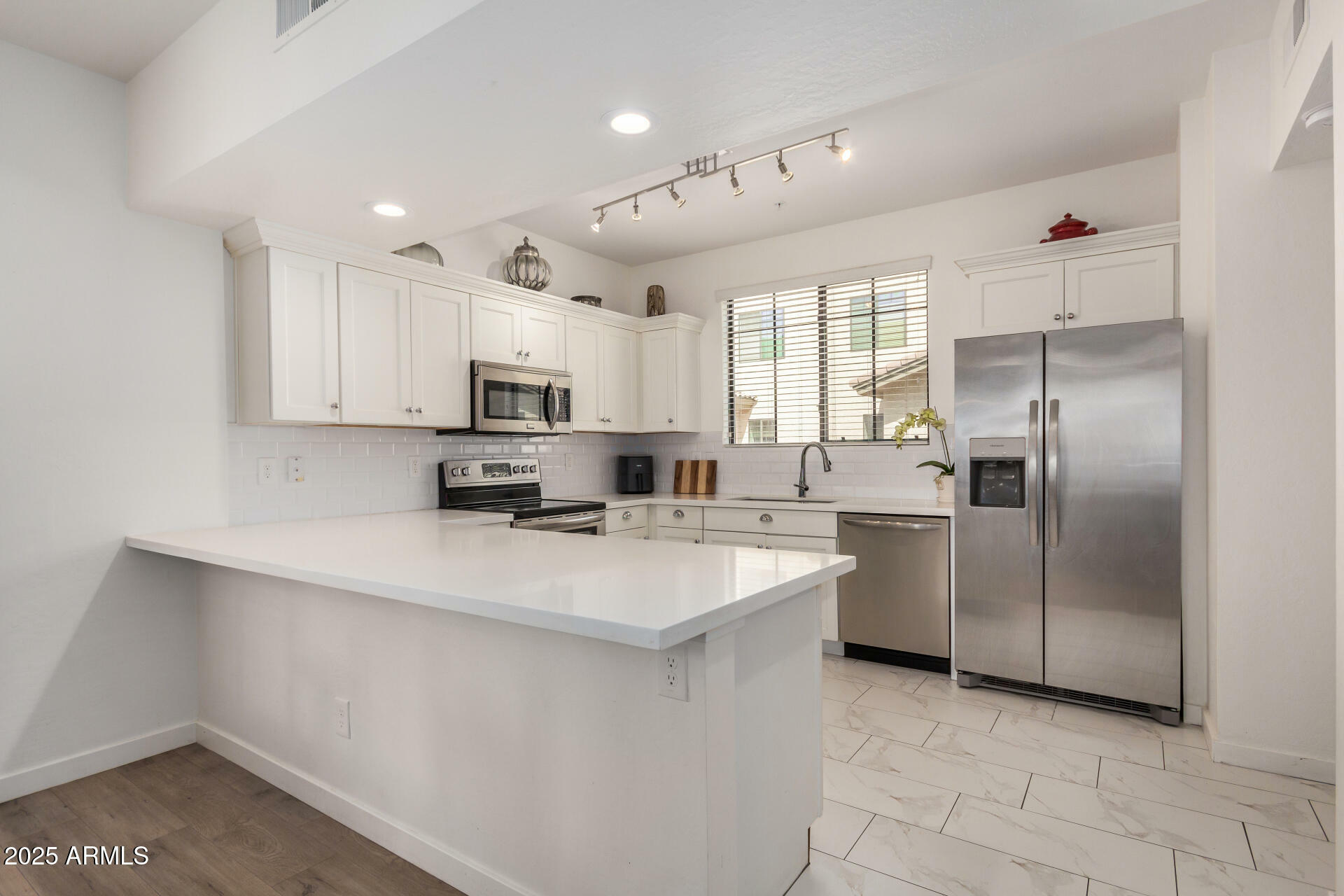Property Photo: 2315 N 52nd Street 144 AZ 85008