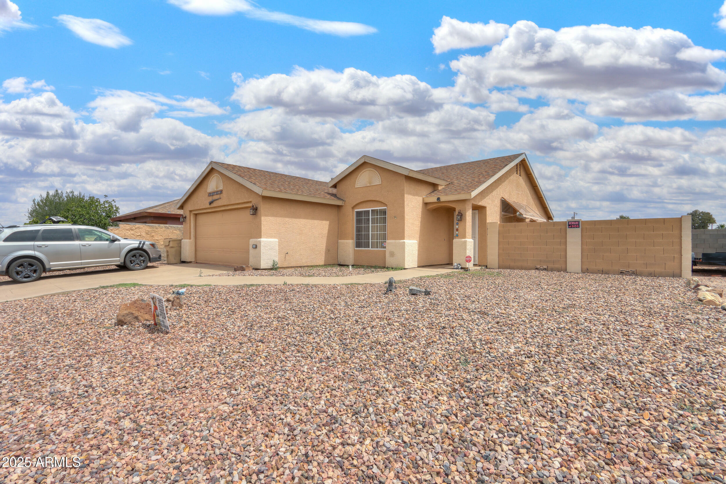 Property Photo: 8735 W Pineveta Drive W AZ 85123