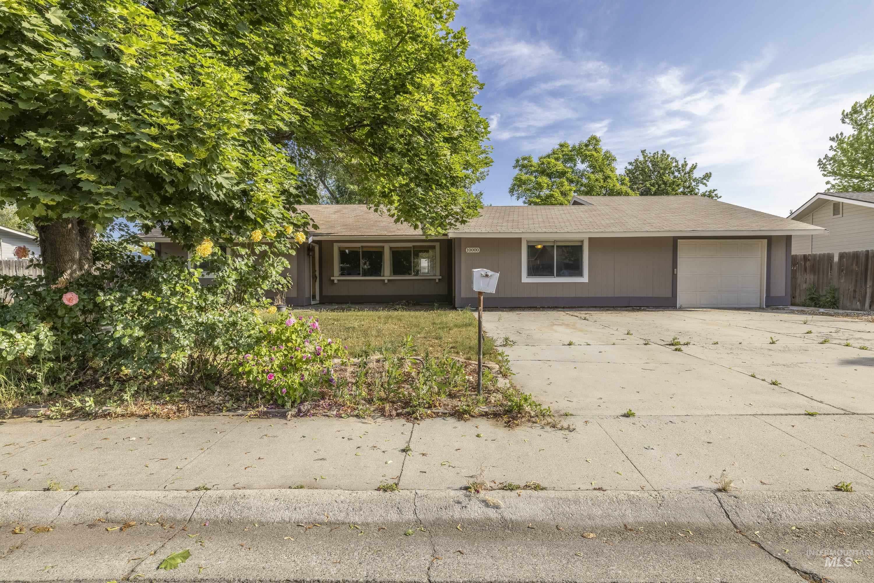 Property Photo: 10000 W Tudor ID 83704-5263