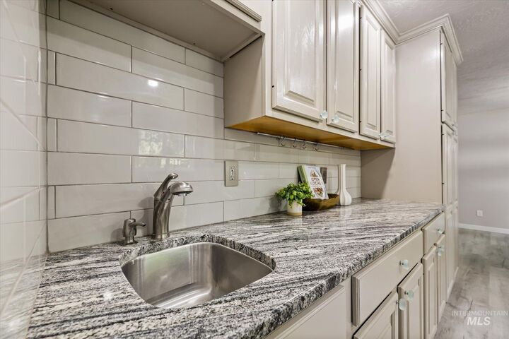 15094 Daniel St  Caldwell ID 83607 photo