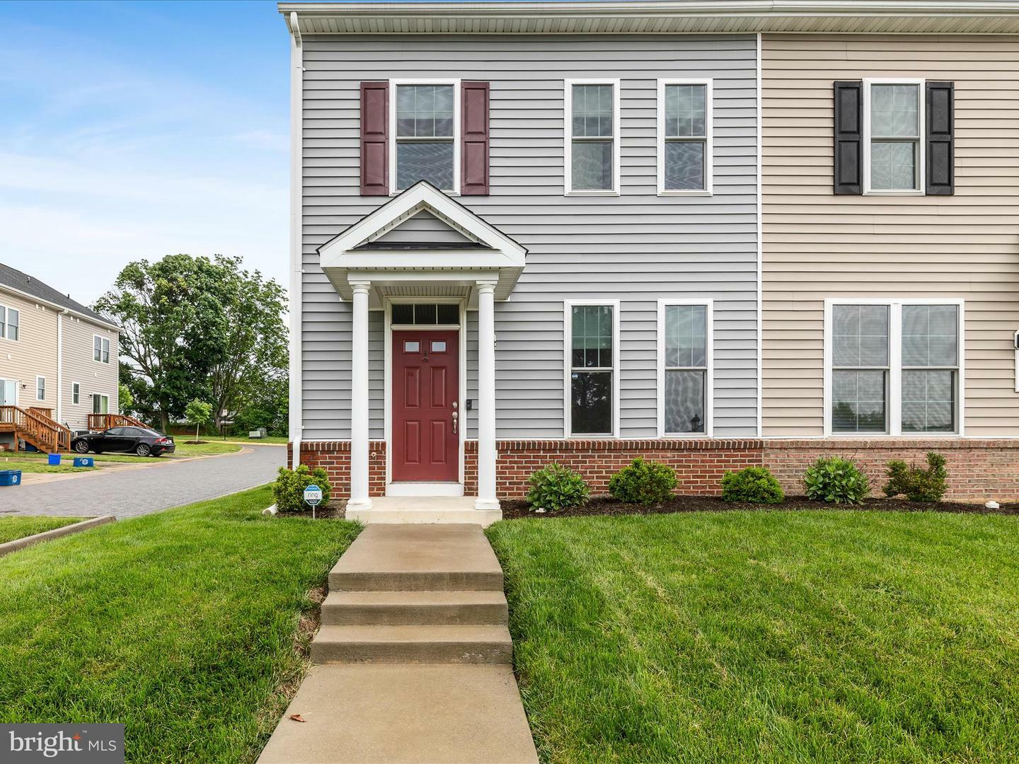 Property Photo: 1310 S Kent Street VA 22601