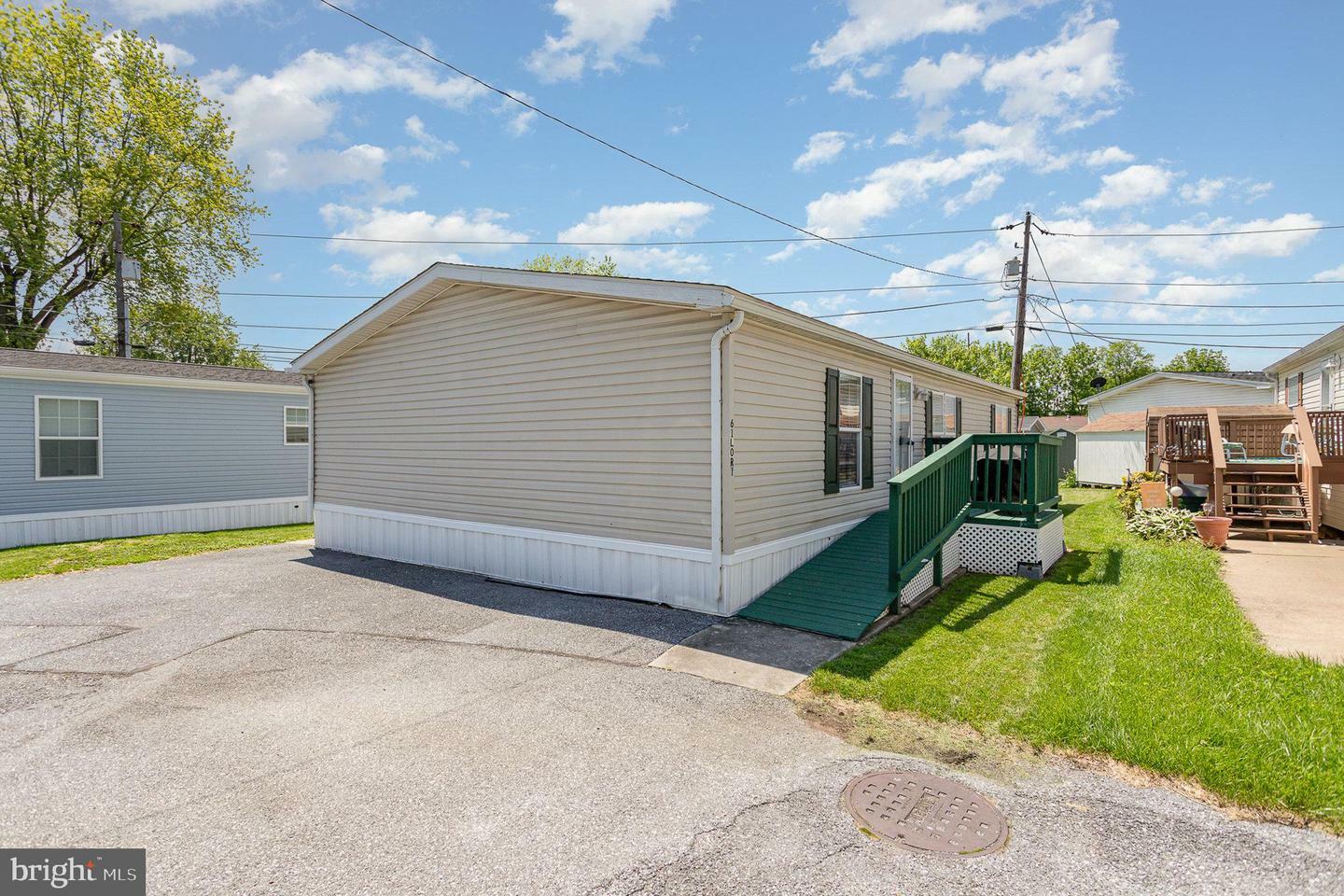 Property Photo: 61 Lori Circle PA 17050