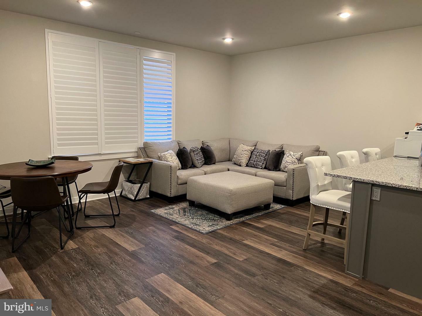 Property Photo: 4217 Chestnut Street 206 PA 19104