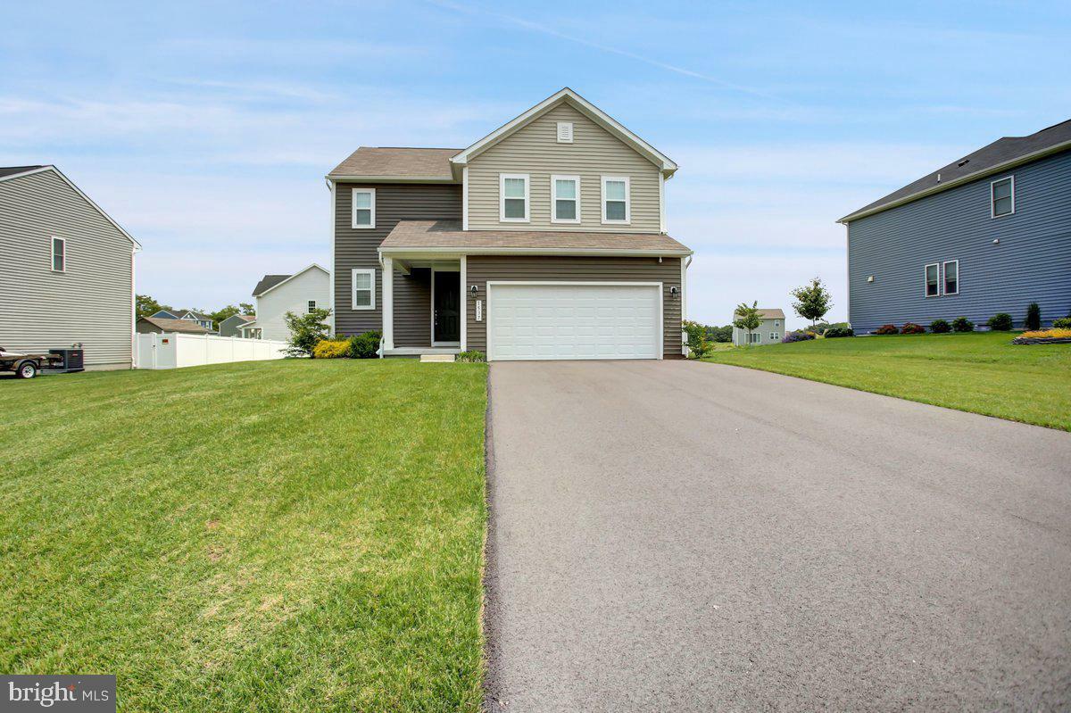 Property Photo: 1537 Finch Drive PA 17202