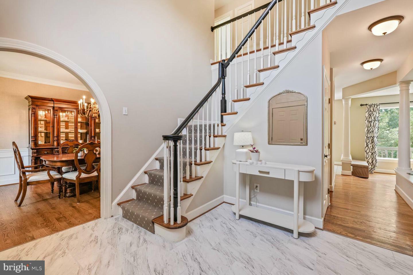 Property Photo: 6013 4th Street N VA 22203