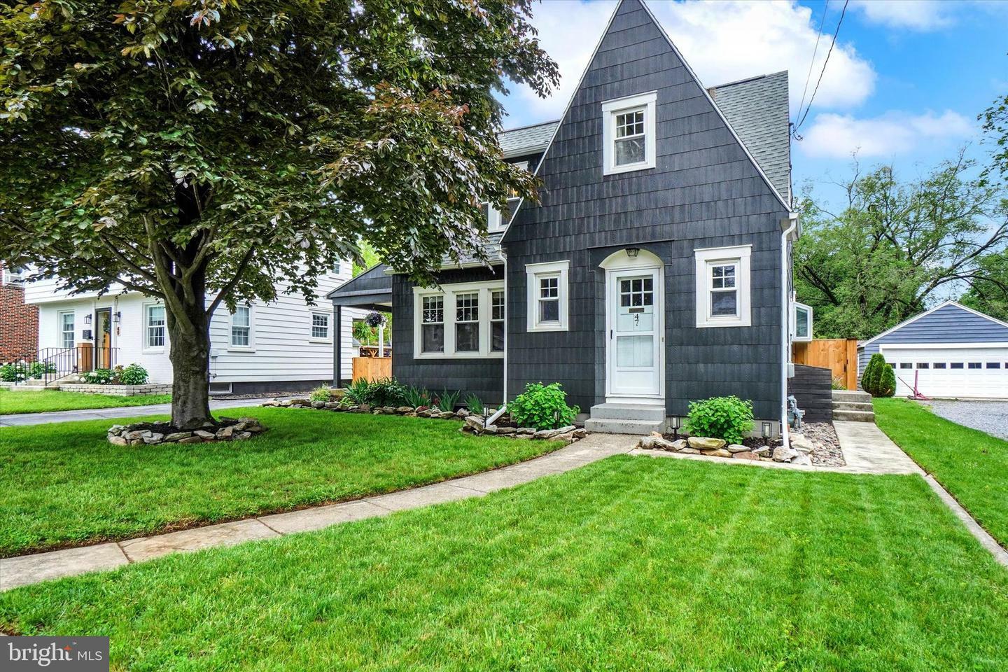 47 E Street  Carlisle PA 17013 photo
