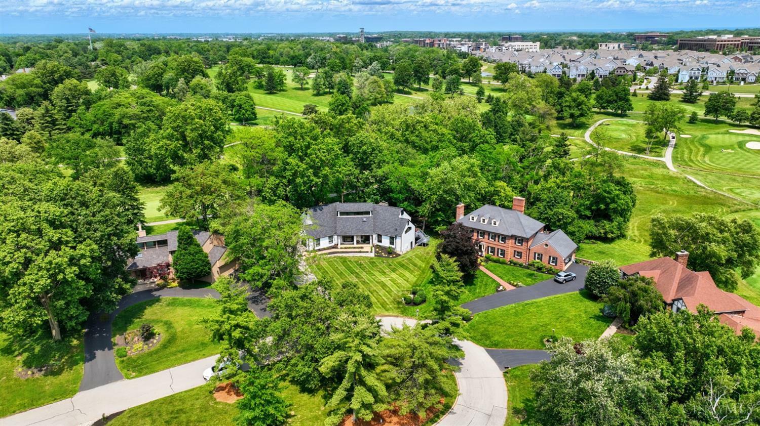 Property Photo:  14 Heritage Road  OH 45241 