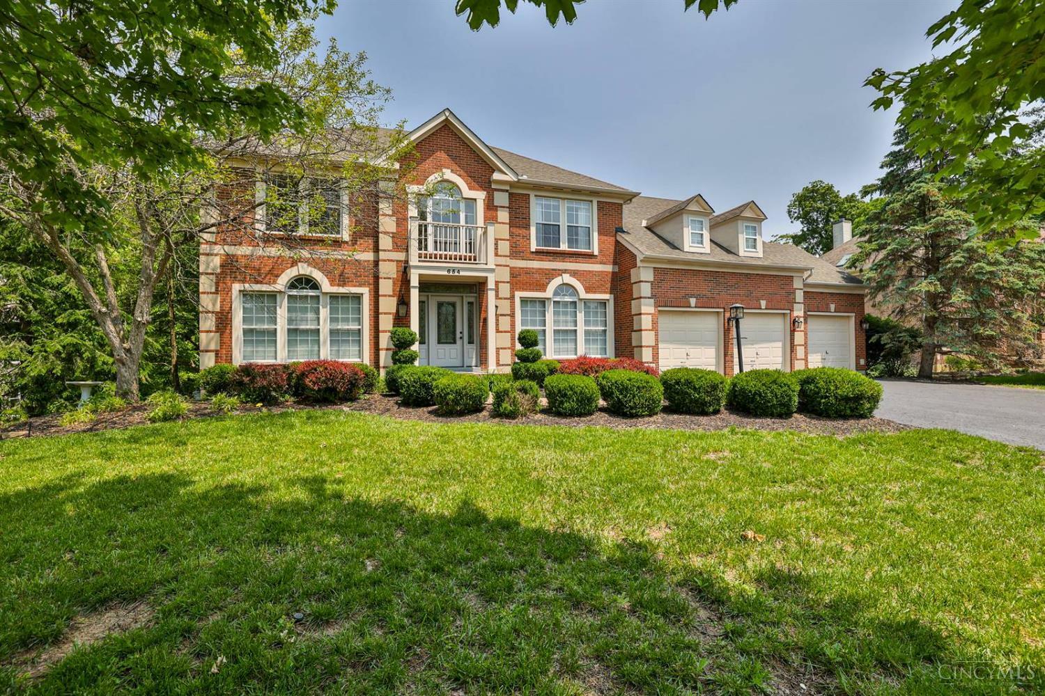 Property Photo: 654 Tournament Drive OH 45244