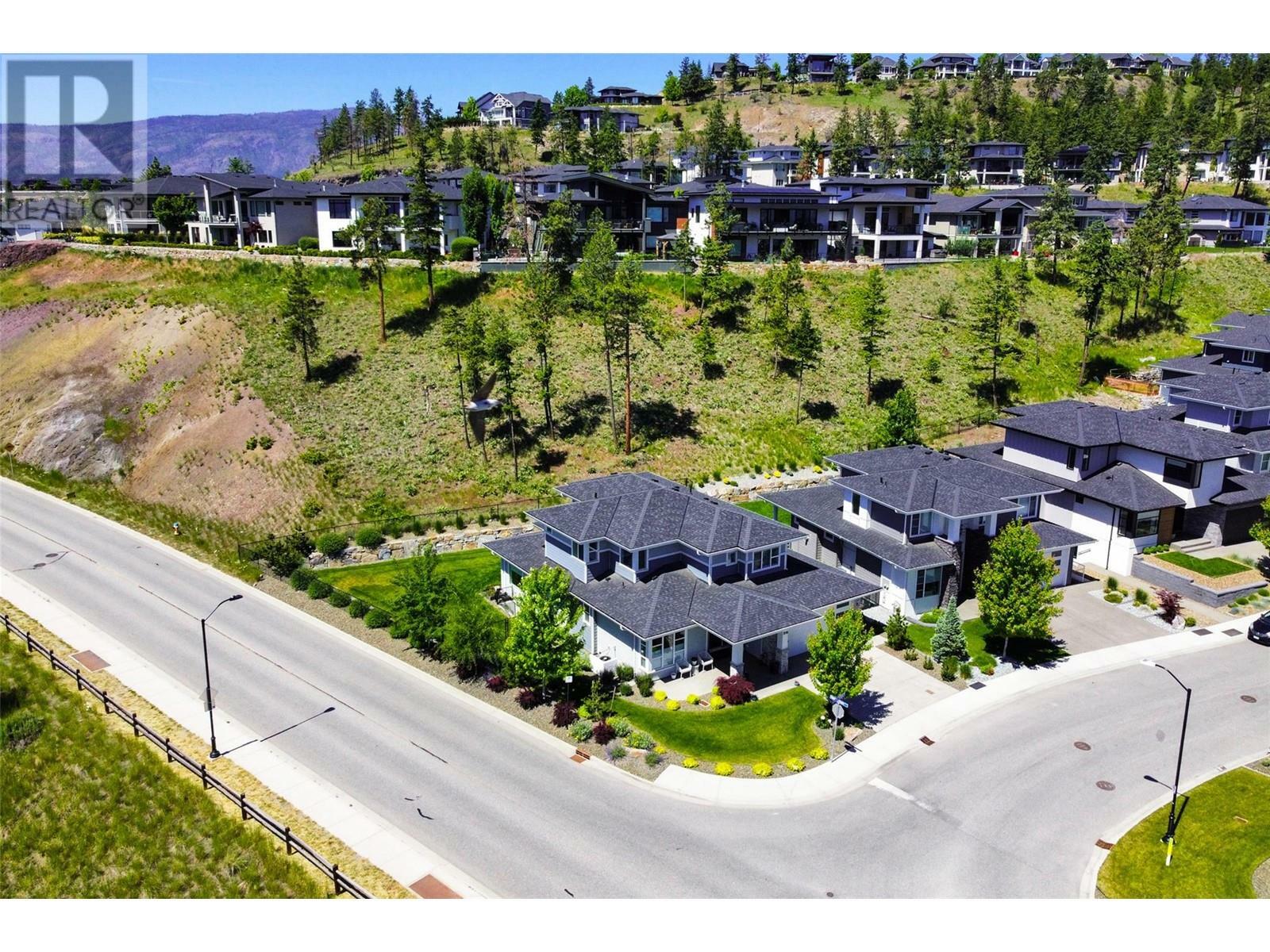Property Photo: 218 Echo Ridge Drive BC V1V 0C9