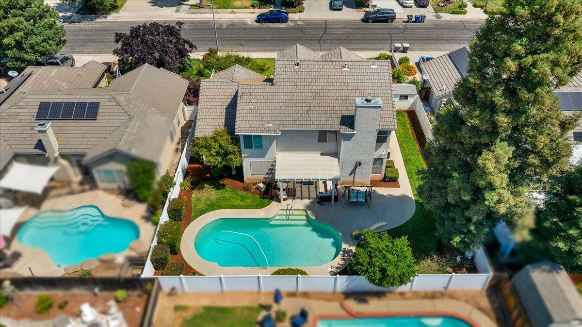 Property Photo:  2162 Decatur Avenue  CA 93611 