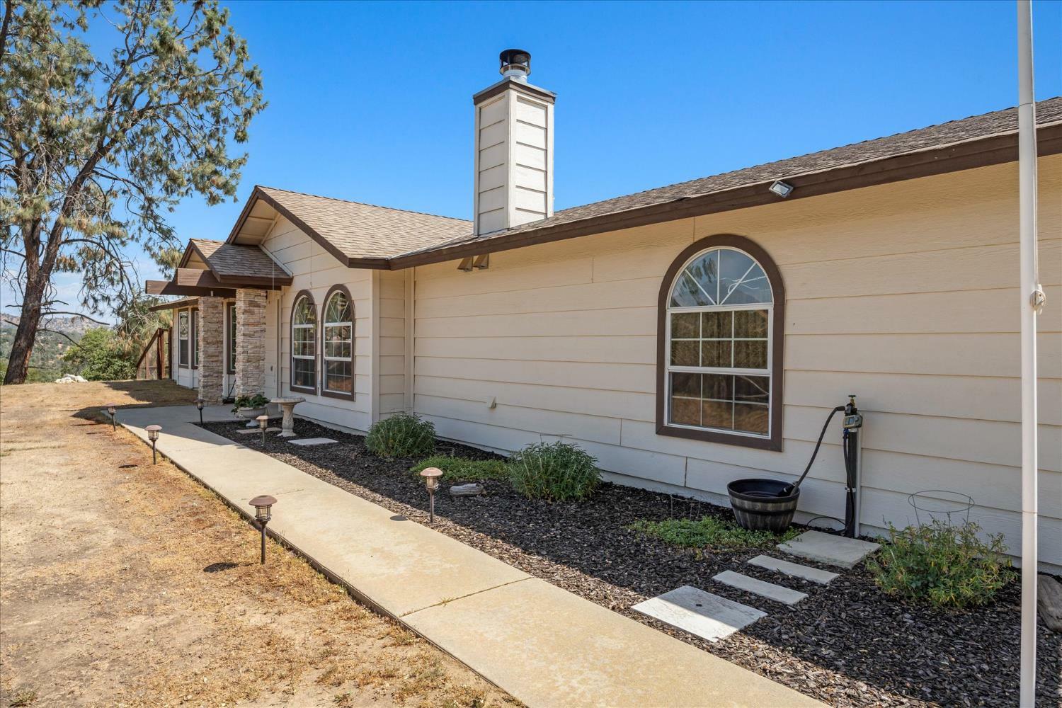 Property Photo: 30015 Stetson Drive CA 93614