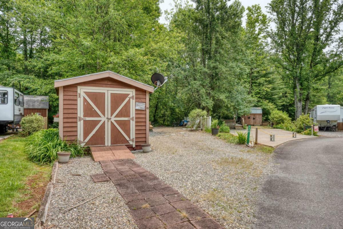 Property Photo: 128 Bear Bend GA 30512