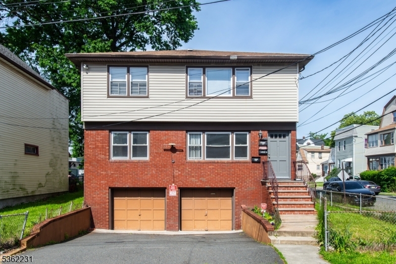 Property Photo:  18 Norwood Ave 1  NJ 07111 