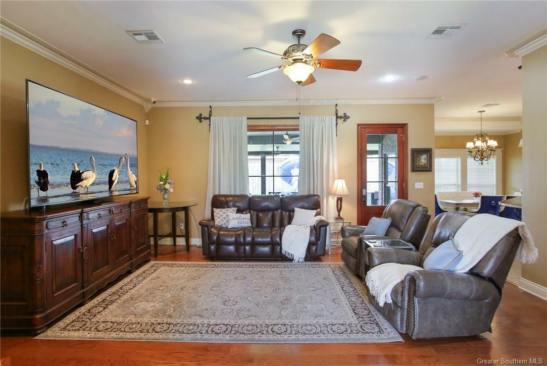 Property Photo: 2709 Rue Calais Drive LA 70605