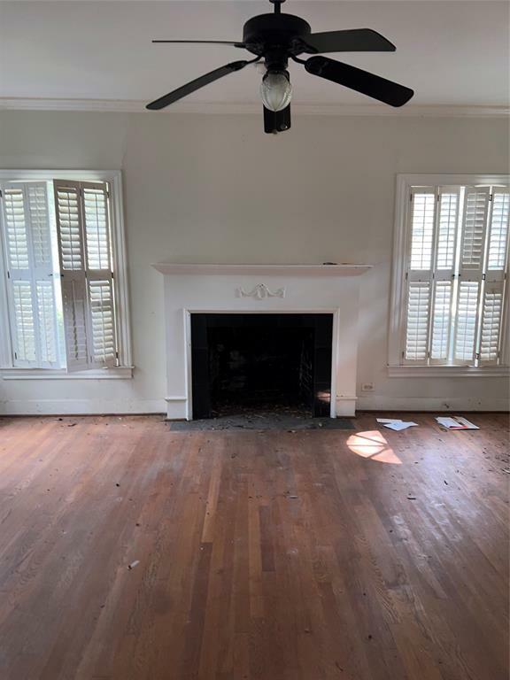 Property Photo: 4005 University Boulevard TX 77005