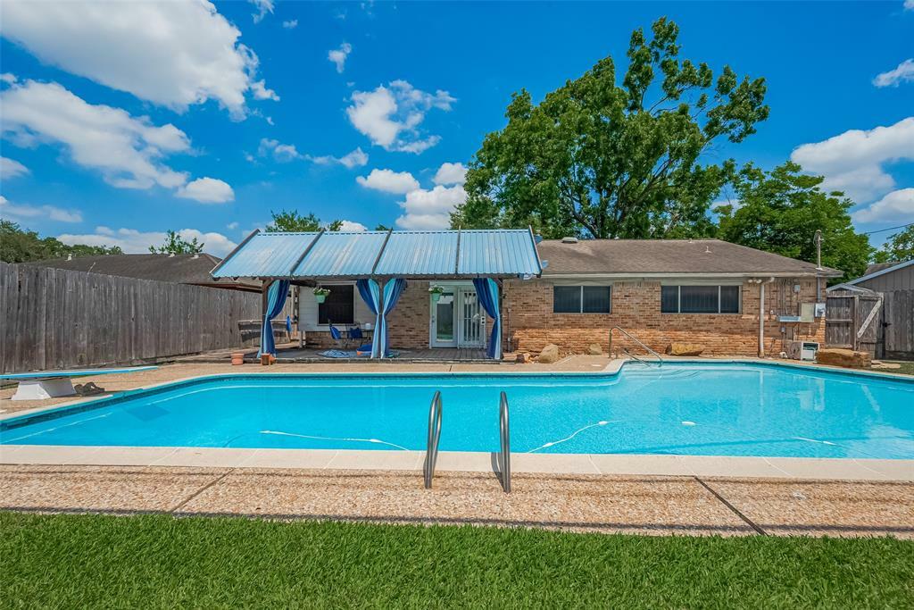 Property Photo: 7230 Redding Road TX 77036