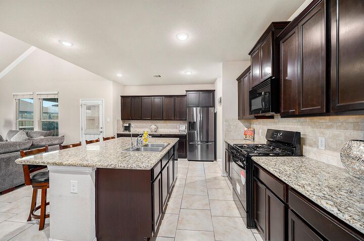 Property Photo:  9407 Mineral Rock Lane  TX 77407 