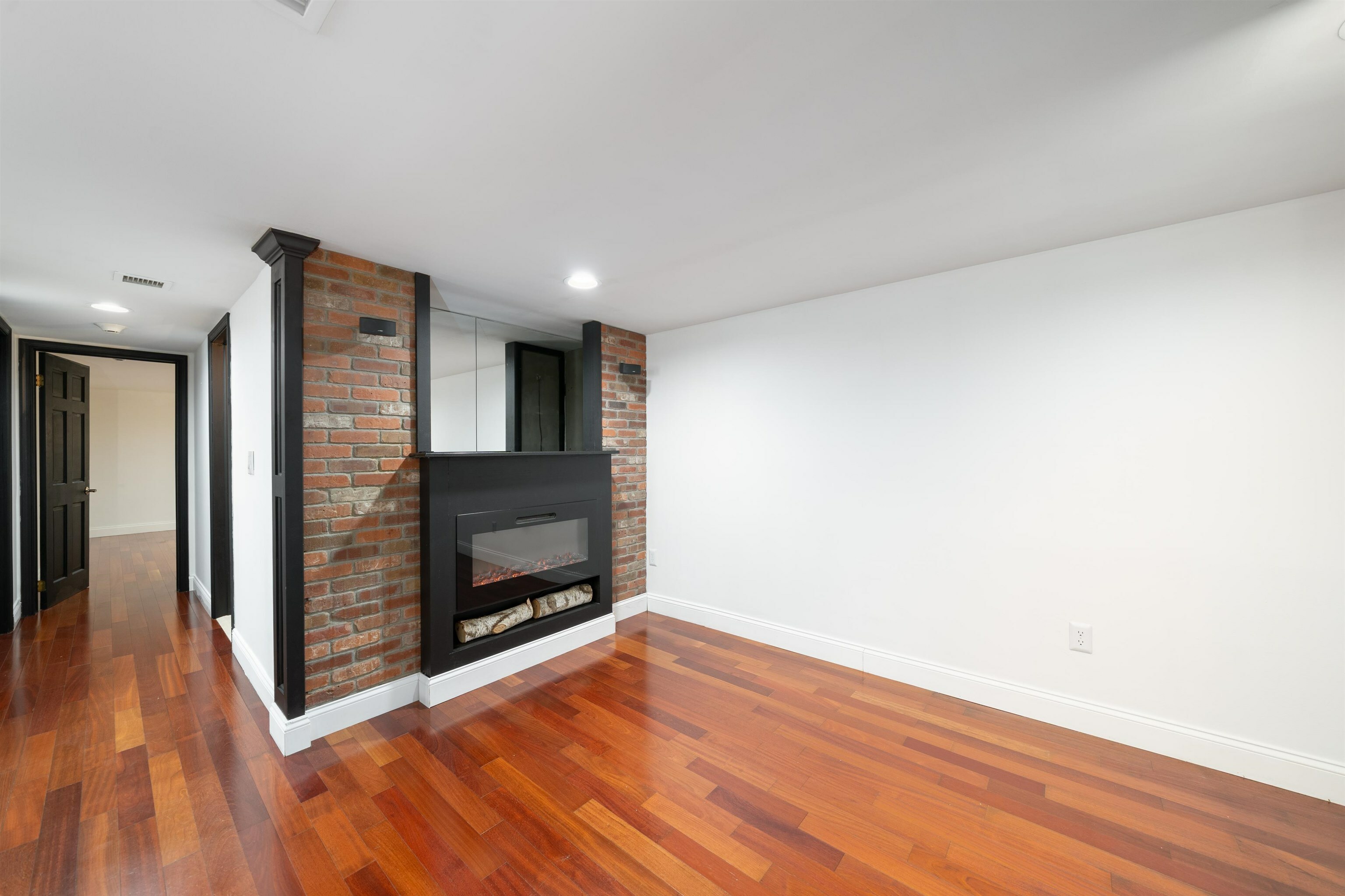 Property Photo:  344 Paterson Plank Rd Unit 1  NJ 07307 
