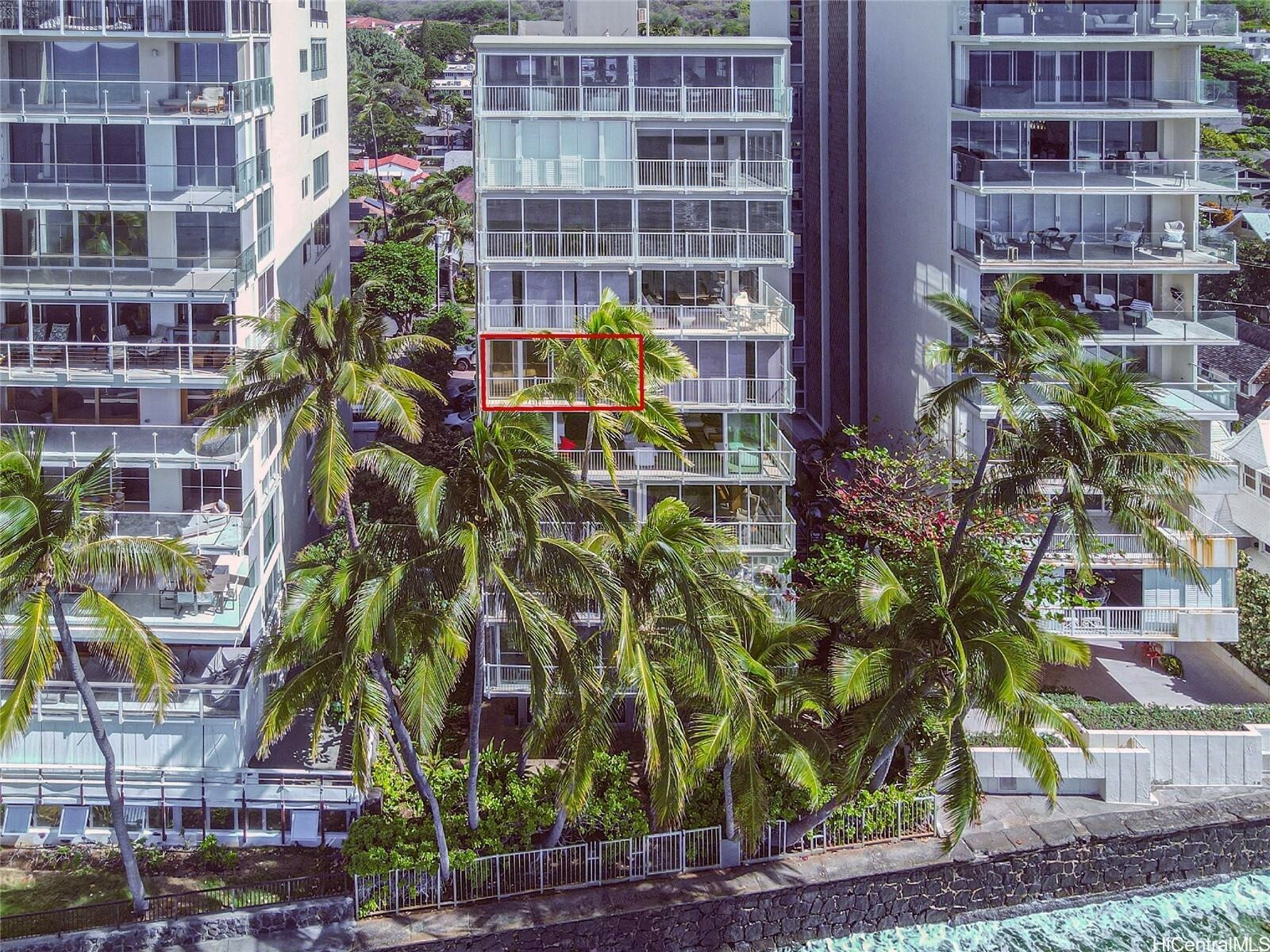 Property Photo: 3015 Kalakaua Avenue 602 HI 96815