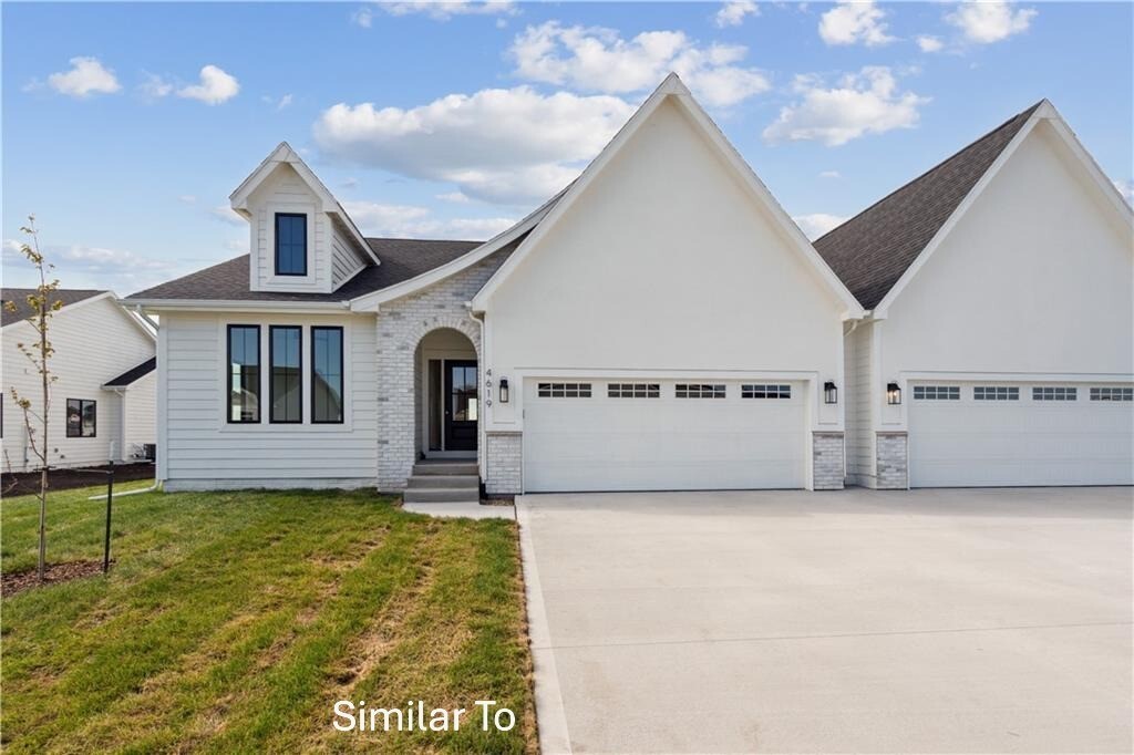 Property Photo: 1529 Hazel Street IA 50219