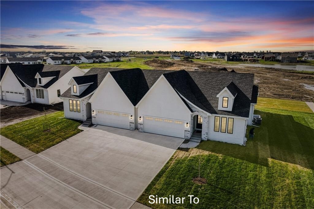 1533 Hazel Street  Pella IA 50219 photo
