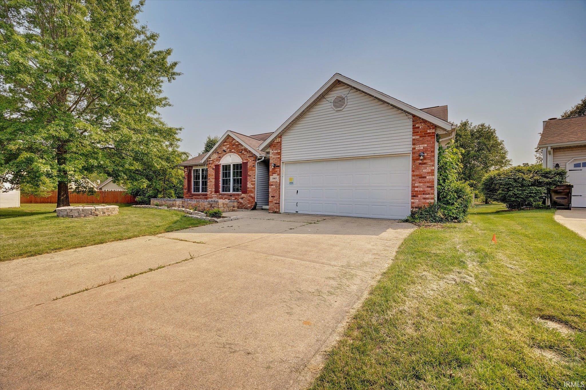 Property Photo: 1063 S Colchester Court IN 47401