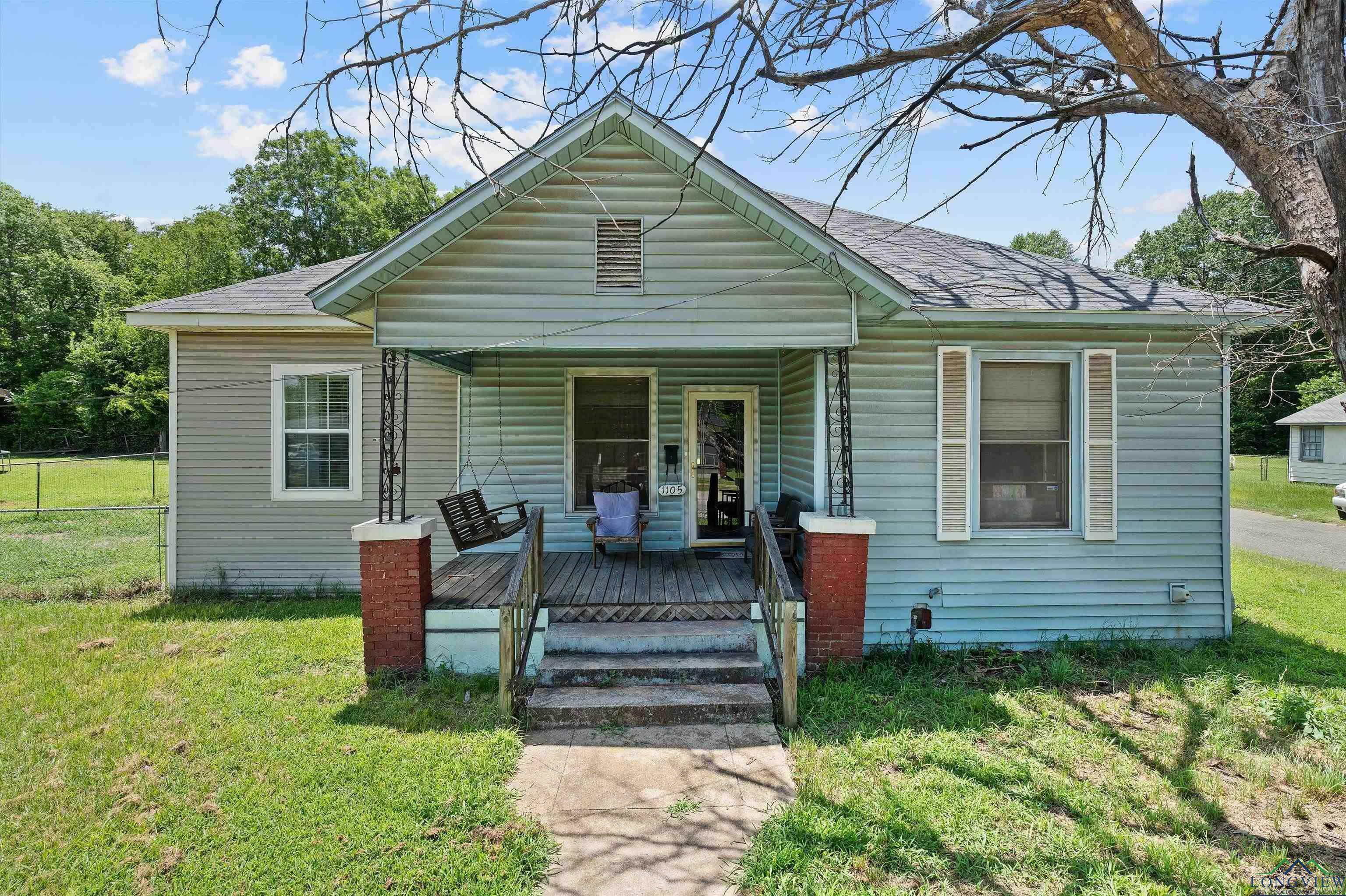 1105 N Bolivar  Marshall TX 75670 photo